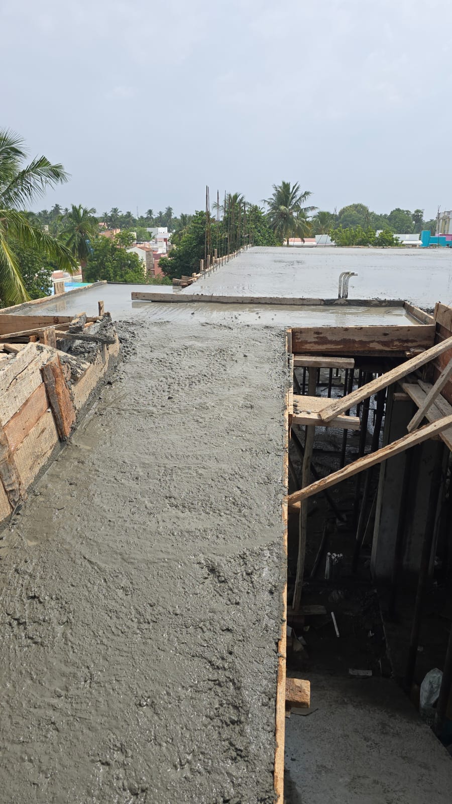 Roof slab construction progress at the Tirunelveli residential flats site